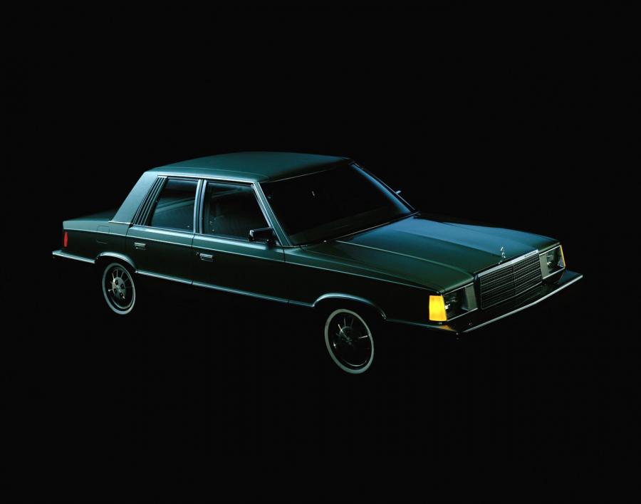  Plymouth Reliant 1981 года  (фото 6 из 8)